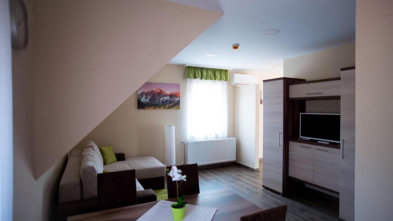 Irany Colorado Apartman Bed & Breakfast Nyíregyháza Eksteriør bilde